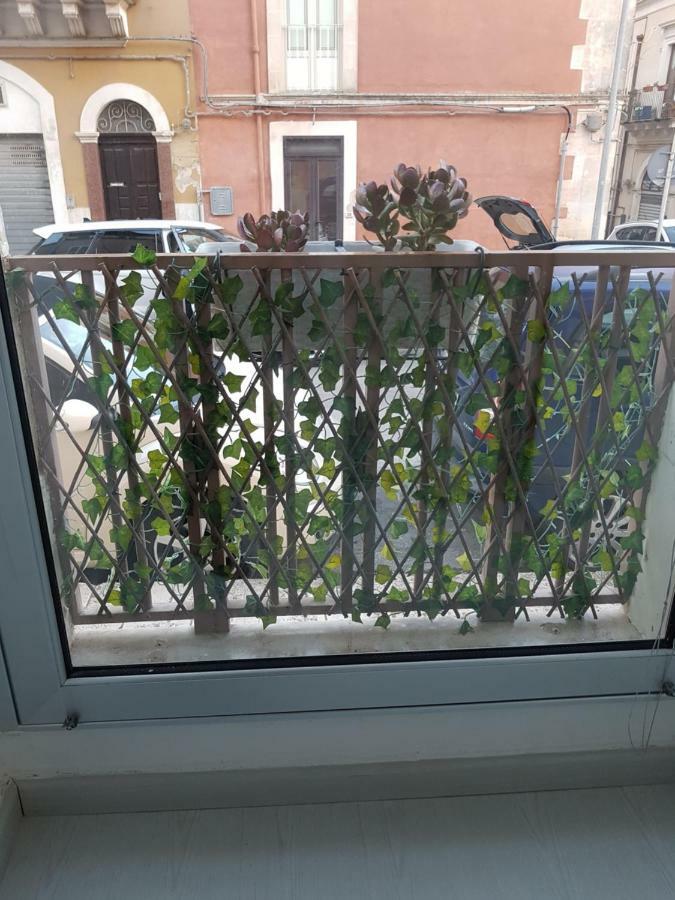 Locazione Turistica "Nta Casuzza" Apartment Ragusa Luaran gambar